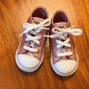 Converse Kids Rose Gold Glitter Low Top Sneakers